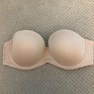 32G nude strapless bra
